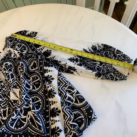 Alice + Olivia Naya Printed Blouson Boho Top Sz XS - Picture 6 of 8